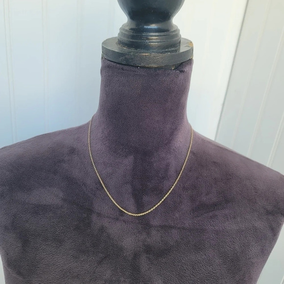 Unmarked Silvertone Chain Strap Necklaces 18" Gold - Picture 1 of 7